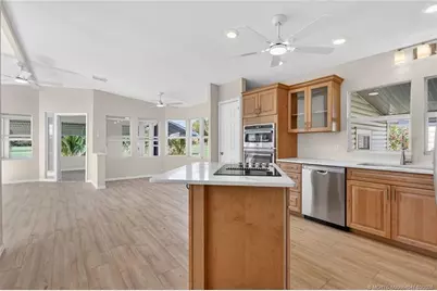 7924 SE Saratoga Drive, Hobe Sound, FL 33455 - Photo 20