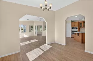 7924 SE Saratoga Dr, Hobe Sound, FL 33455 - Photo 22