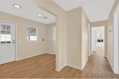 7924 SE Saratoga Drive, Hobe Sound, FL 33455 - Photo 12