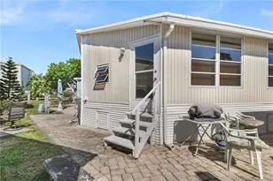 10725 S Ocean Dr, Jensen Beach, FL 34957 - Photo 4