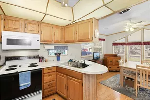 10725 S Ocean Dr, Jensen Beach, FL 34957 - Photo 12