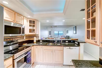 10 NE Plantation Road #101, Stuart, FL 34996 - Photo 8