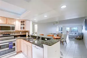 10 NE Plantation Rd, Stuart, FL 34996 - Photo 6