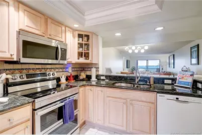 10 NE Plantation Road #101, Stuart, FL 34996 - Photo 10