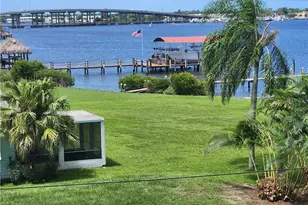 780 SW 31st St, Palm City, FL 34990 - Photo 2