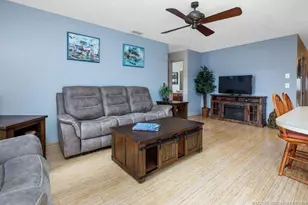 160 SE Duxbury Ave, Port Saint Lucie, FL 34983 - Photo 14