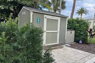 1642 Thumb Point Dr, Fort Pierce, FL 34949 - Photo 6