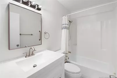 4041 NW Cinnamon Tree Circle, Jensen Beach, FL 34957 - Photo 16