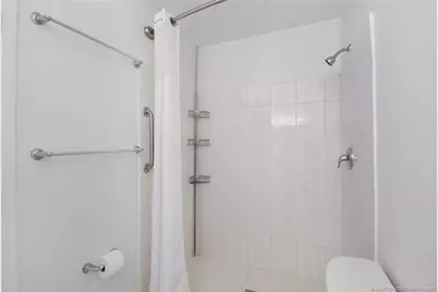 4041 NW Cinnamon Tree Circle, Jensen Beach, FL 34957 - Photo 18