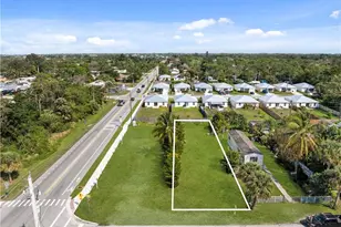 5161 SE Kingfish Ave, Stuart, FL 34997 - Photo 1