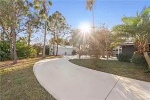 900 NW 11th Terrace, Stuart, FL 34994 - Photo 8