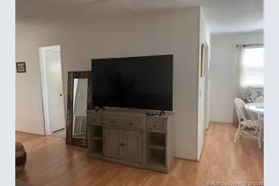 6311 Dogwood Lane, Lantana, FL 33462 - Photo 4