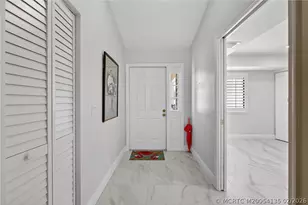 6433 SE Brandywine Ct, Stuart, FL 34997 - Photo 2