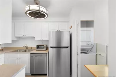 5423 SE Miles Grant Road #201, Stuart, FL 34997 - Photo 8