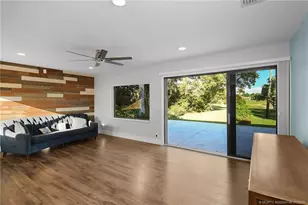 2225 SW Creekside Dr, Palm City, FL 34990 - Photo 34