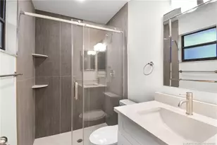 981 SW Bay State Rd, Stuart, FL 34953 - Photo 22