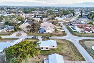 981 SW Bay State Rd, Stuart, FL 34953 - Photo 30