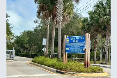 6225 SE Highland Avenue, Stuart, FL 34997 - Photo 20