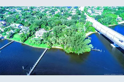 665 SE Saint Lucie Boulevard, Stuart, FL 34996 - Photo 4