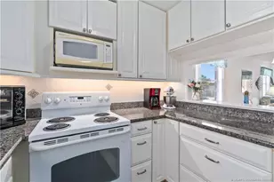 2600 SE Ocean Blvd, Stuart, FL 34996 - Photo 6