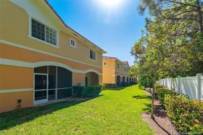 5012 SE Mariner Garden Circle #B11, Stuart, FL 34997 - Photo 14