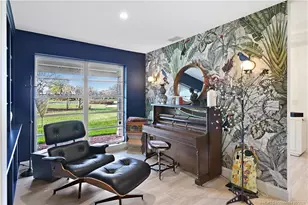 594 SW Thornhill Ln, Palm City, FL 34990 - Photo 8