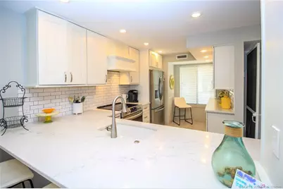 4720 NE Sandpebble Trace #203, Stuart, FL 34996 - Photo 6