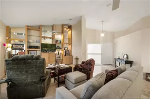 58 Windsor Ln, Palm Beach Gardens, FL 33418 - Photo 6