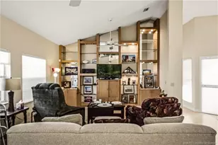 58 Windsor Ln, Palm Beach Gardens, FL 33418 - Photo 8