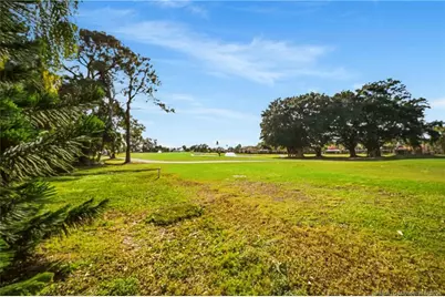 58 Windsor Lane, Palm Beach Gardens, FL 33418 - Photo 32