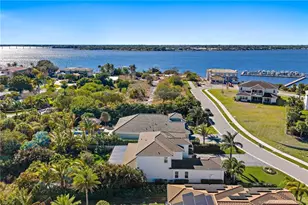 1341 NE Langford Ln, Jensen Beach, FL 34957 - Photo 86