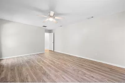 3074 NE Loquat Lane, Jensen Beach, FL 34957 - Photo 18