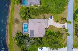 3074 NE Loquat Ln, Jensen Beach, FL 34957 - Photo 40