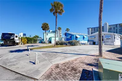 10725 S Ocean Drive #471, Jensen Beach, FL 34957 - Photo 4