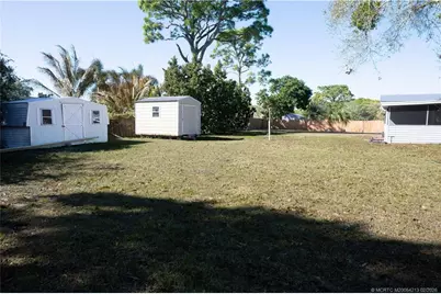 1015 Martinique Avenue, Fort Pierce, FL 34982 - Photo 30
