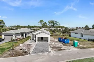 435 SE Via Sangro, Port Saint Lucie, FL 34952 - Photo 6