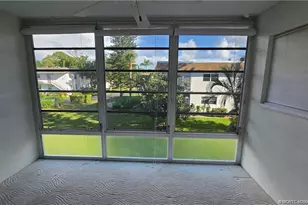 2950 SE Ocean Blvd, Stuart, FL 34996 - Photo 10