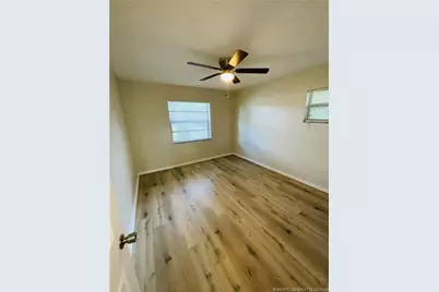 208 N 28th Street, Fort Pierce, FL 34947 - Photo 12