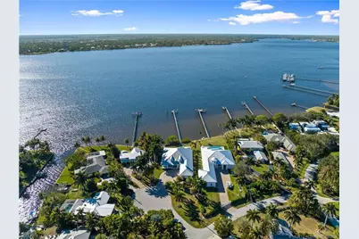 1912 NW Cove Circle, Stuart, FL 34994 - Photo 2