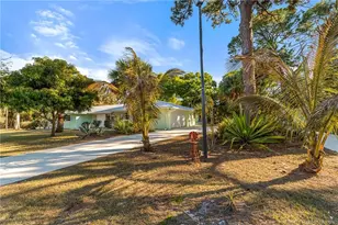 1201 Oak Ave, Fort Pierce, FL 34982 - Photo 2