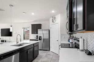 400 SW Aster Rd, Port Saint Lucie, FL 34953 - Photo 24