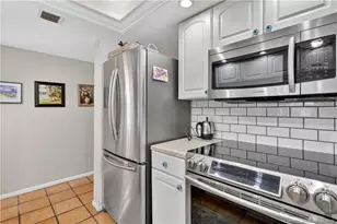 40 NE Plantation Rd, Stuart, FL 34996 - Photo 10