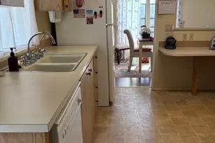 4705 SE Dogwood Terrace, Stuart, FL 34997 - Photo 6