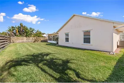 917 NE Maranta Terrado, Jensen Beach, FL 34957 - Photo 20