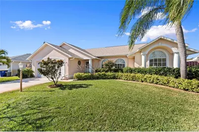 917 NE Maranta Terrado, Jensen Beach, FL 34957 - Photo 1
