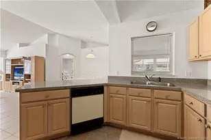 917 NE Maranta Terrado, Jensen Beach, FL 34957 - Photo 12