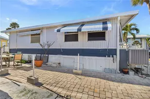 10725 S Ocean Dr, Jensen Beach, FL 34957 - Photo 2