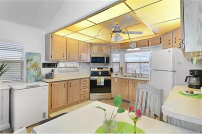 10725 S Ocean Drive #382, Jensen Beach, FL 34957 - Photo 12