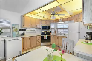 10725 S Ocean Dr, Jensen Beach, FL 34957 - Photo 16