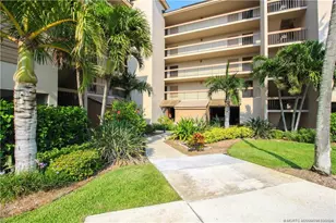 2641 NE Ocean Blvd, Stuart, FL 34996 - Photo 2